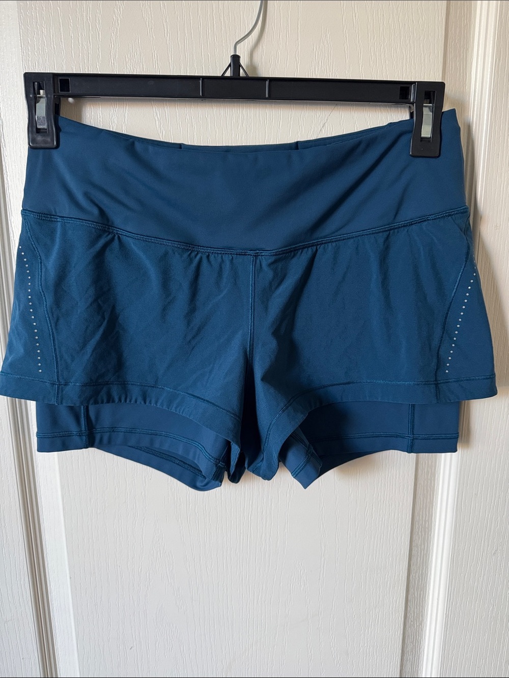 Lululemon Blue Running Shorts Size 6 Built In Liner